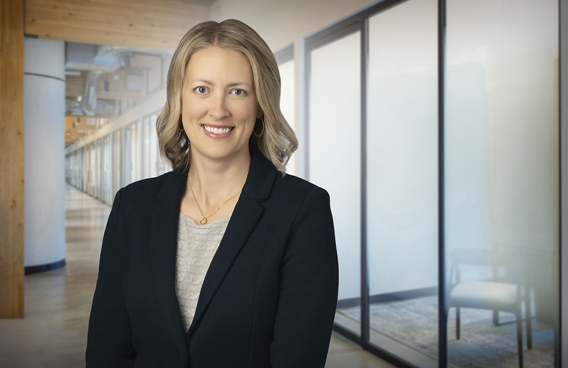 Norah Olson Bluvshtein, Fredrikson & Byron P.A. Photo