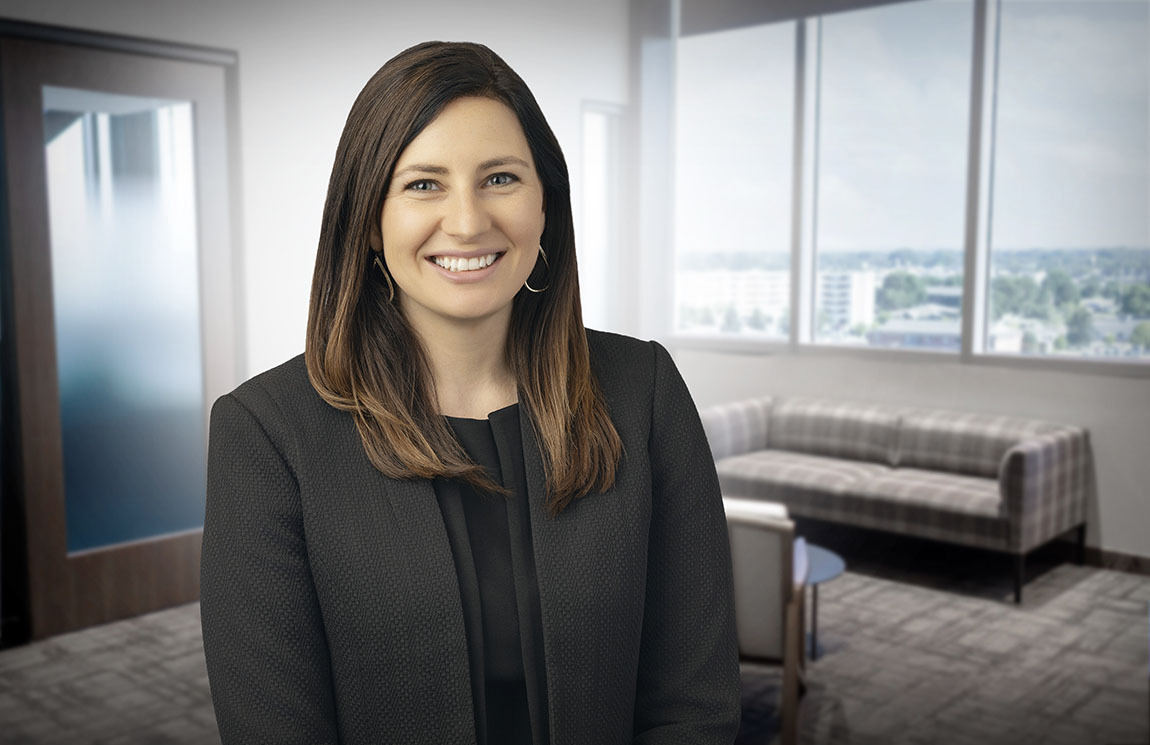 Lynn Linné, Fredrikson & Byron P.A. Photo